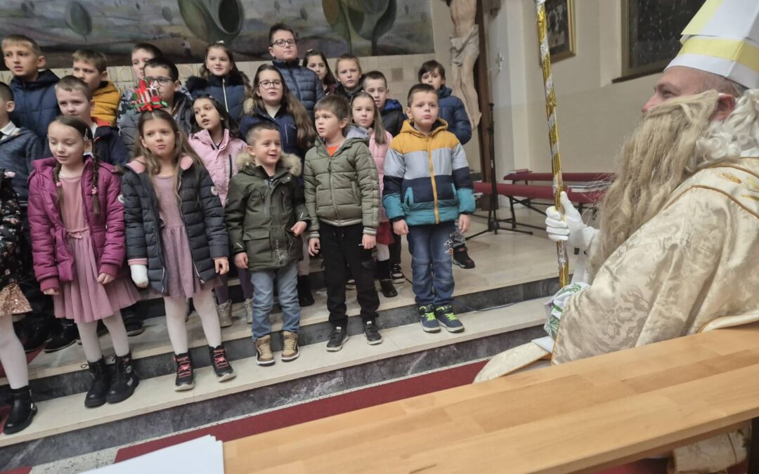 BLAGDAN SVETOG NIKOLE U PŠ MEDVEDIČKA I PODJELA POKLONA