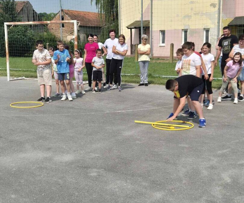 OBITELJSKA OLIMPIJADA I DRUŽENJE S RODITELJIMA U PŠ MEDVEDIČKA