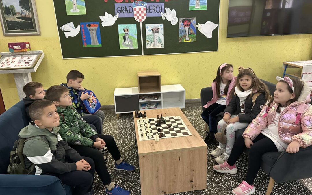 OBIŠLI SMO MATIČNU ŠKOLU MOLVE