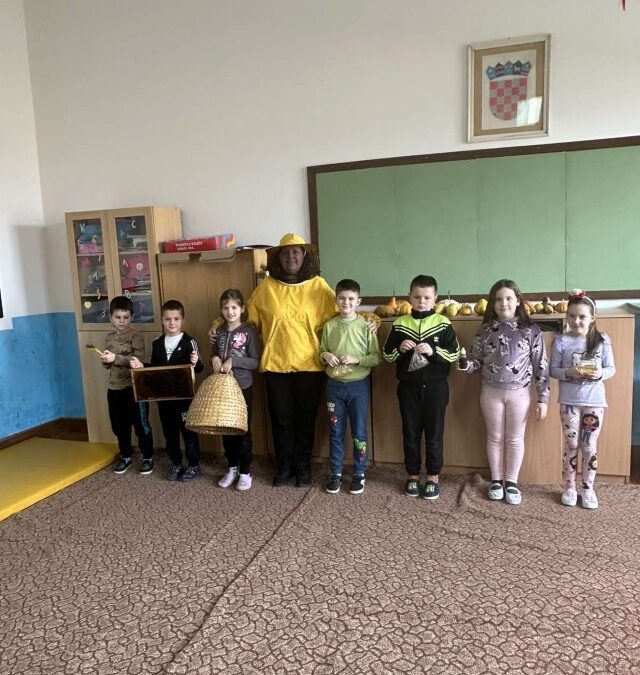 UPOZNALI SMO PČELARICU