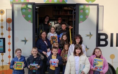 PRVAŠIĆI POSJETILI BIBLIOBUS